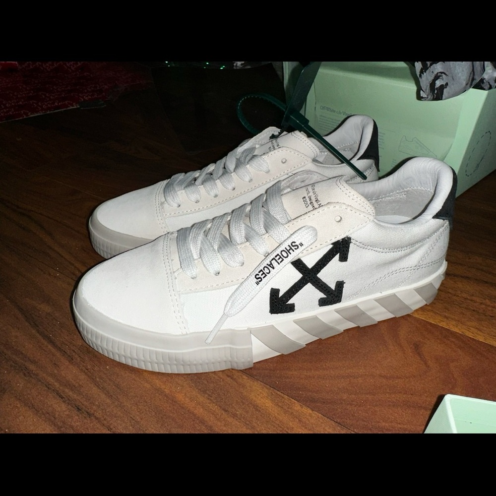Off-White Low Vulcanized Suede Trimmed Canvas Sneaker